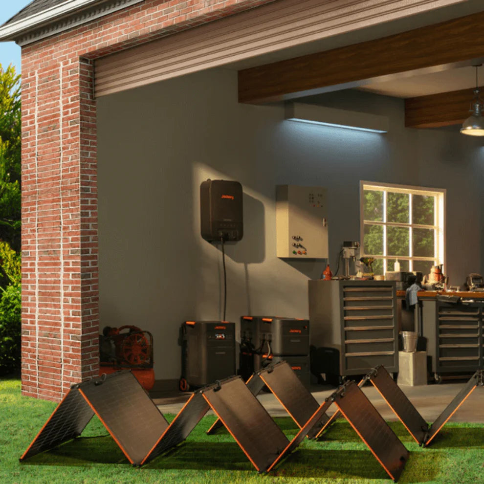 Jackery Explorer 5000 Plus + Solar Saga 500X x 2