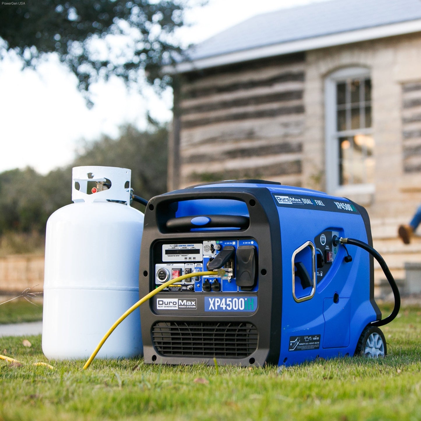 Dual Fuel Hybrid - DuroMax XP4500iH 4,500 Watt Dual Fuel Portable Inverter Generator W/ CO Alert