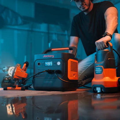 Jackery Explorer E2000 v2 Portable Power Station